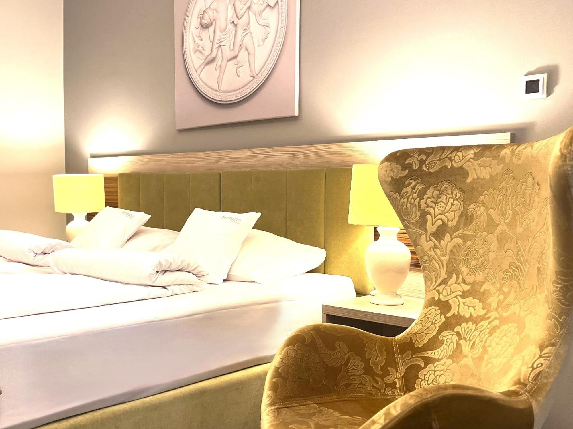 Fortune Old Town Boutique Hotel 포즈난 외부 사진